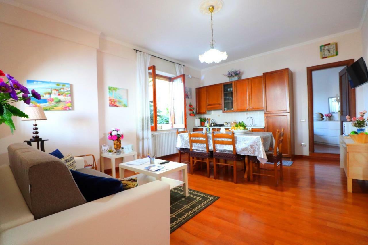 דירות La Rosa Del Sud - De Vivo Realty סורנטו מראה חיצוני תמונה